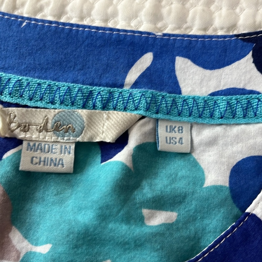 Boden Floral Tunic in Blue and Teal - Picture 4 of 11